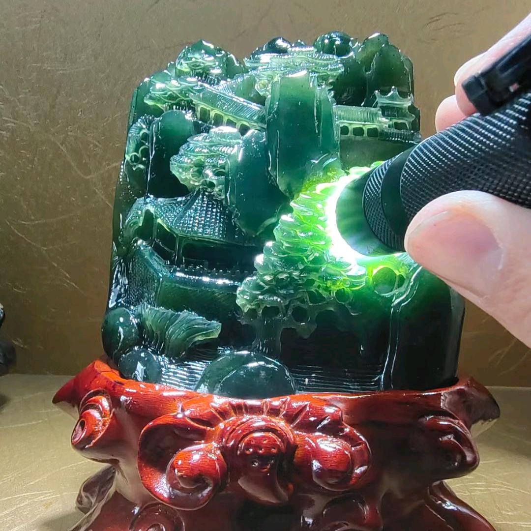 泰山李辉