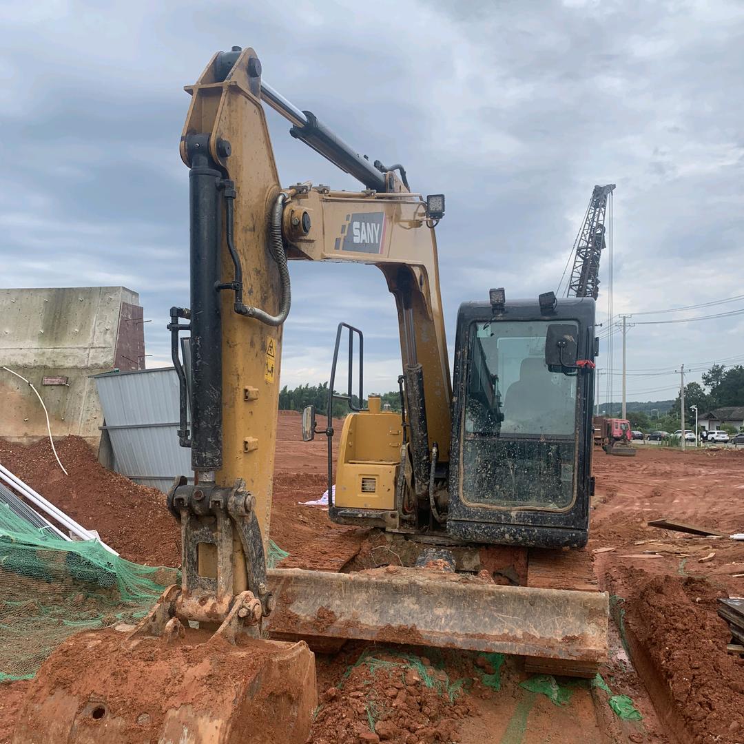 小刘的挖机日常