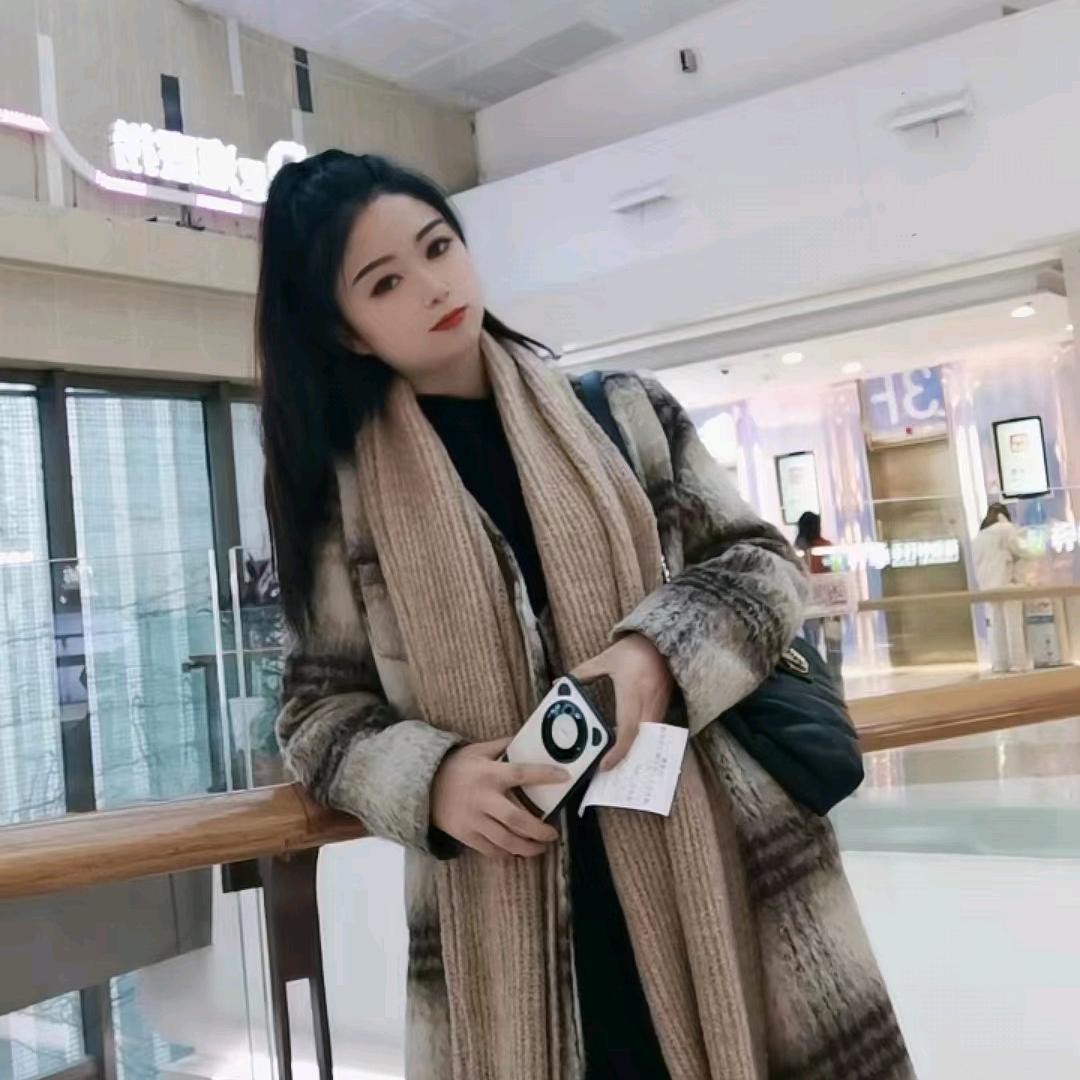 微微丫（拒绝连赞）