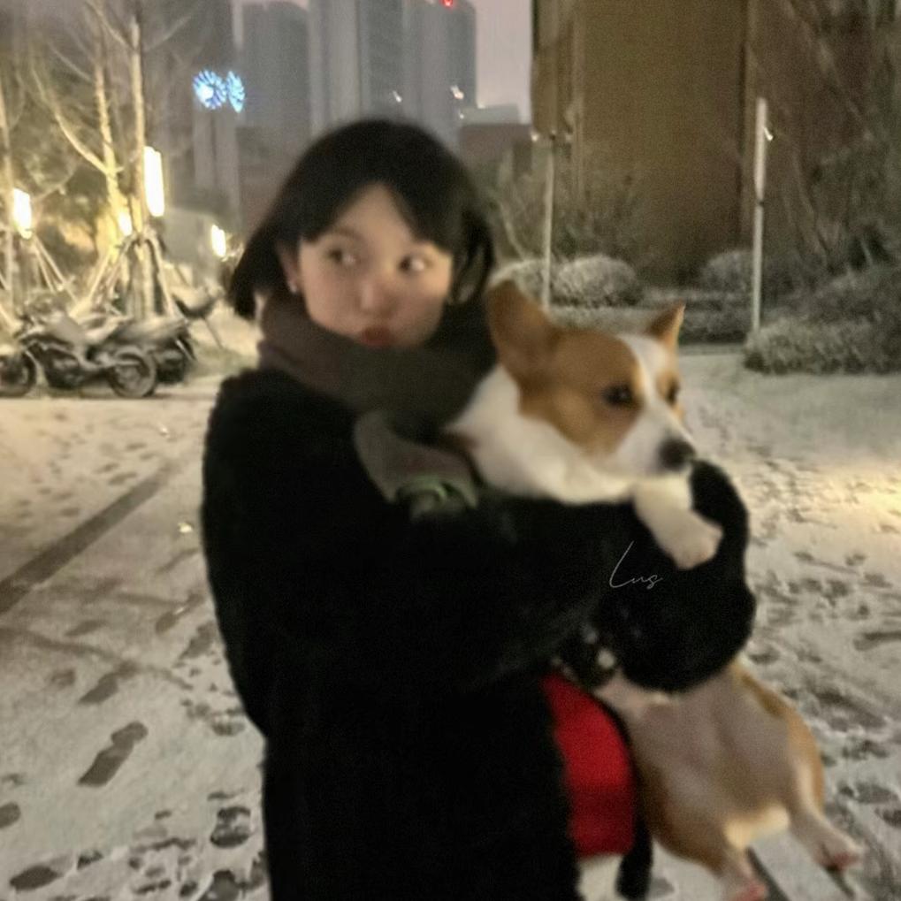 -来🥣辣鸡粉🍜