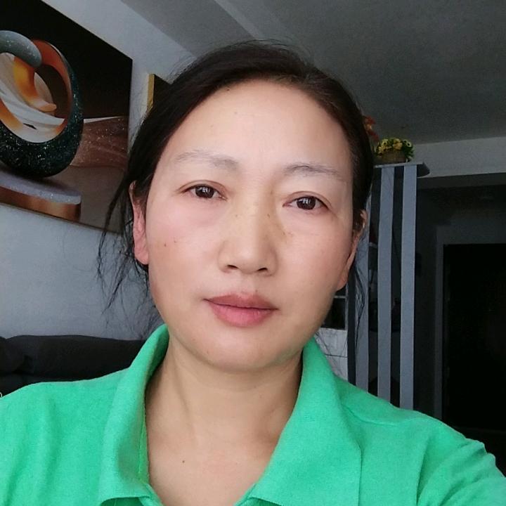 养老护理员张姐