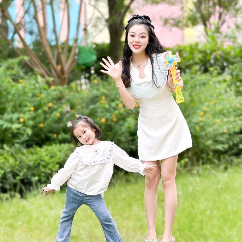三胎辣妈Anne