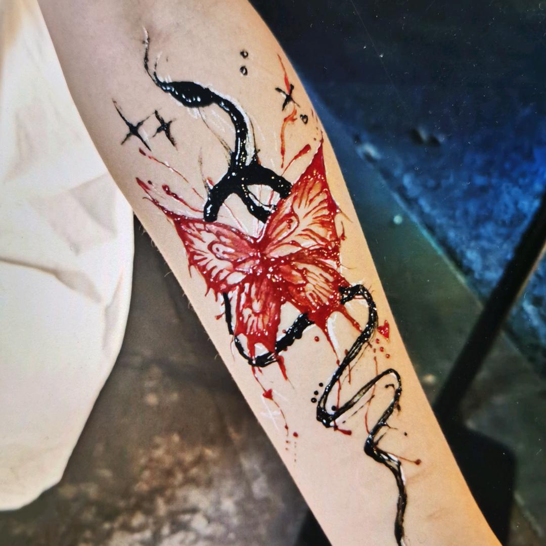 漆茶的画铺（海娜）