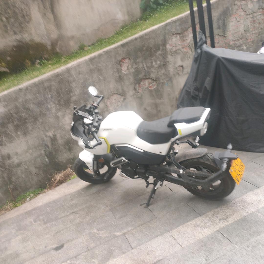 云南小浩哥。