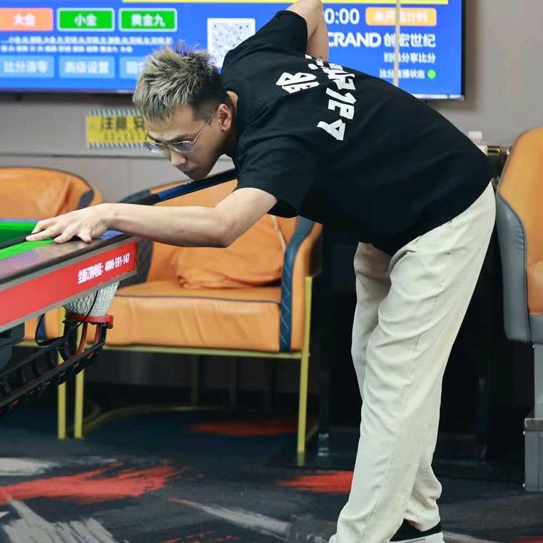 王欣城🎱台球