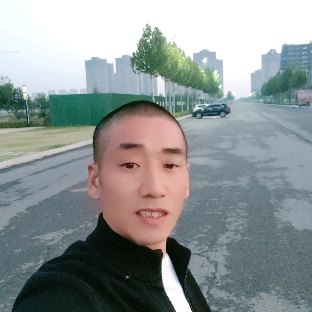 王新春