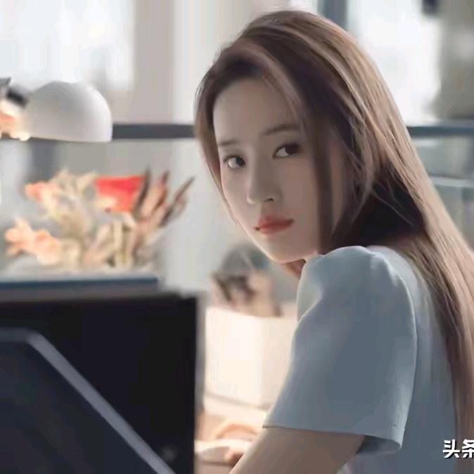 Ai产品经理青青