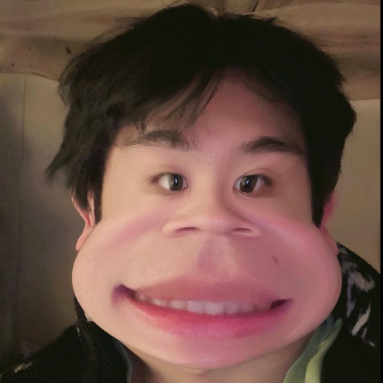 不高兴的小李