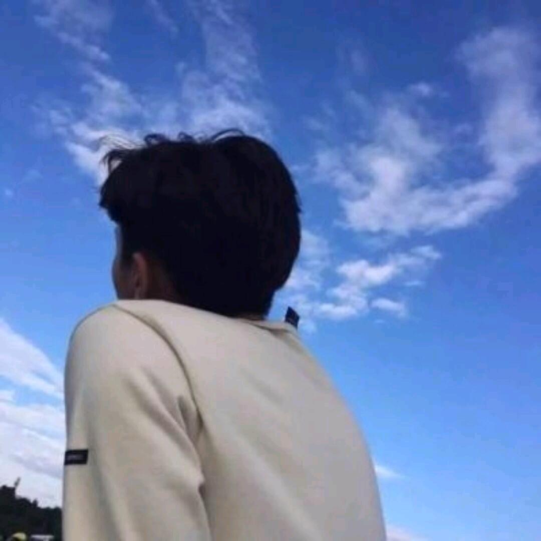 留念.