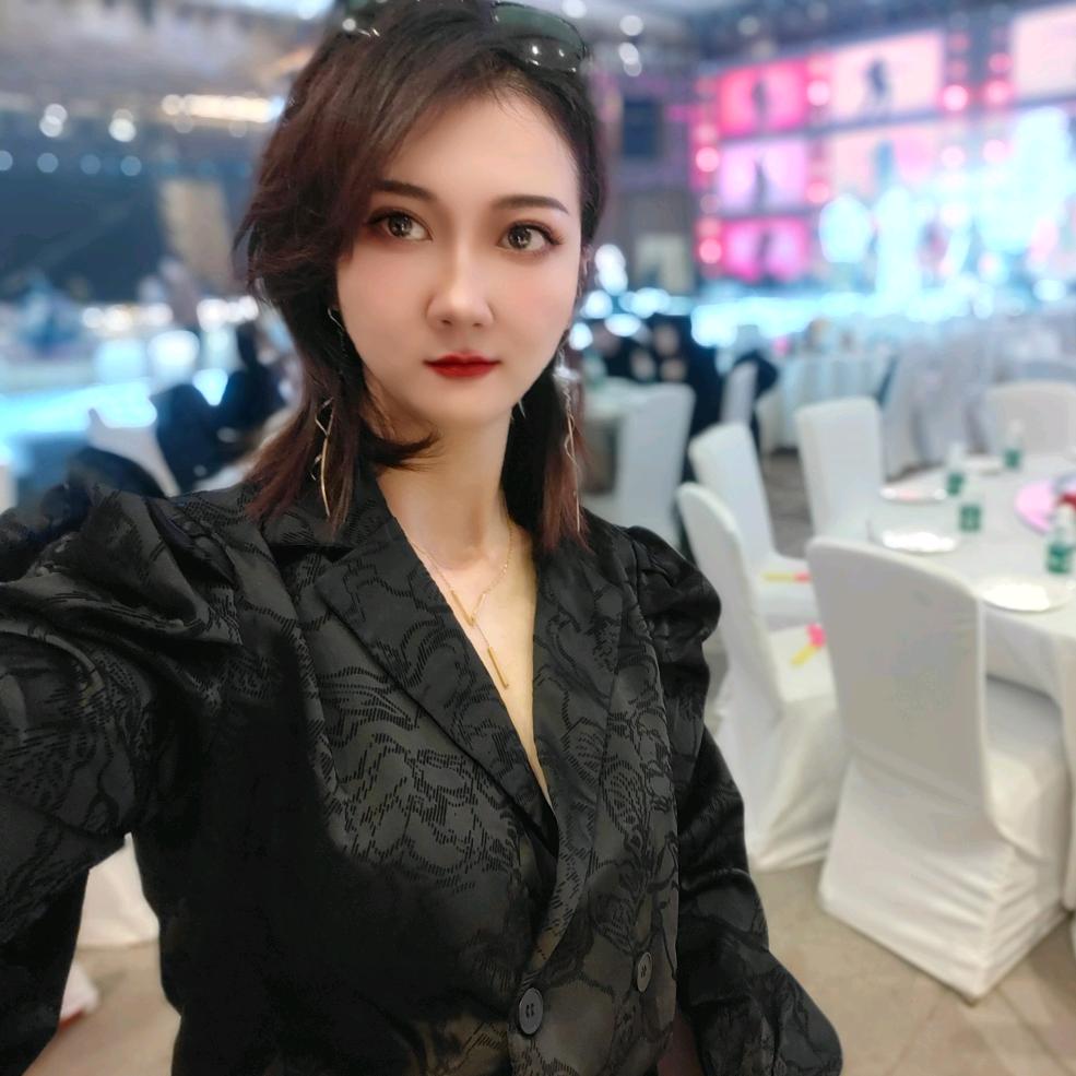 A小乐Y