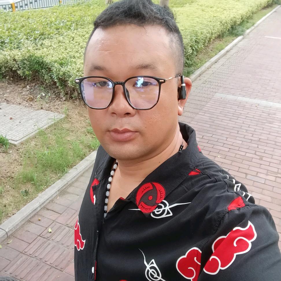 常年回收旧衣服