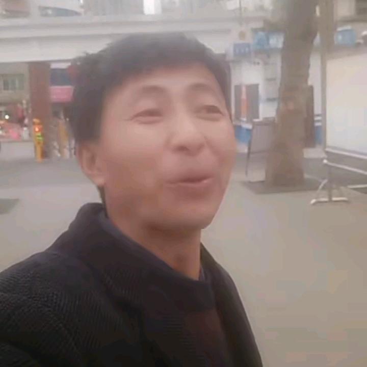 魏先生