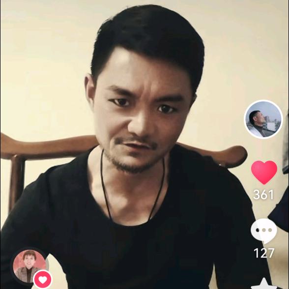 周亮 [悦来皇川 ]