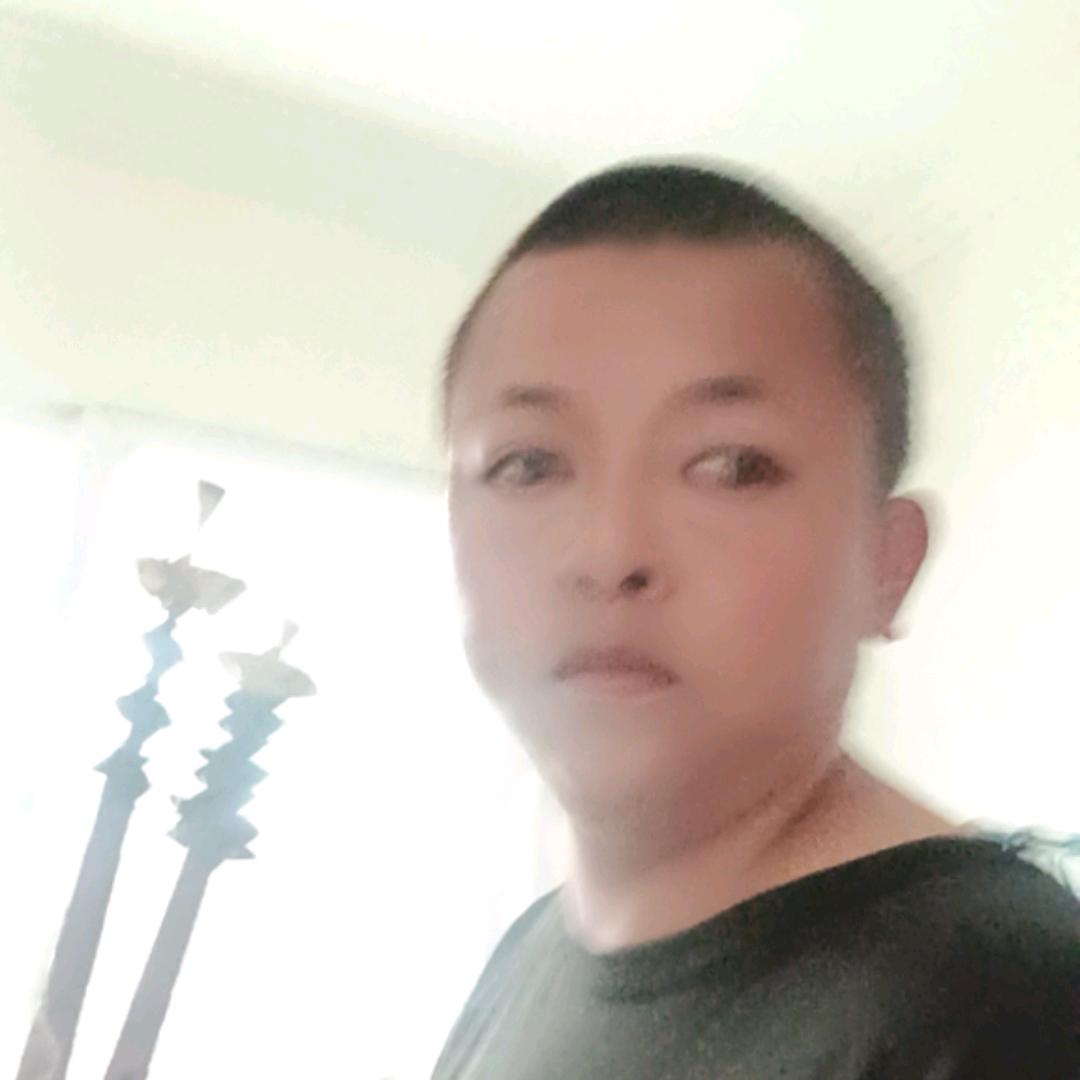 圆环是你何正勇