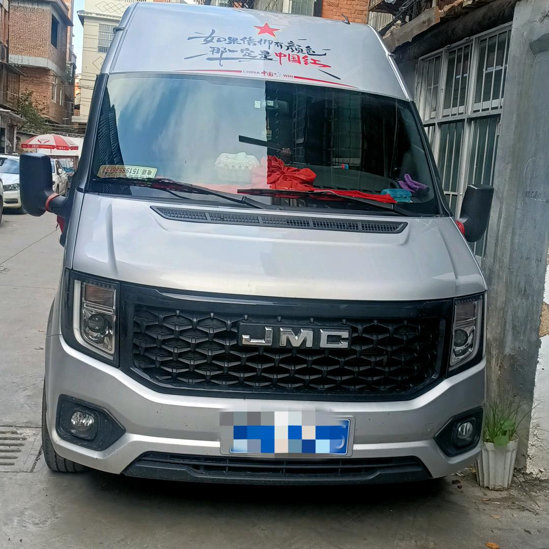 阿伟跑货运