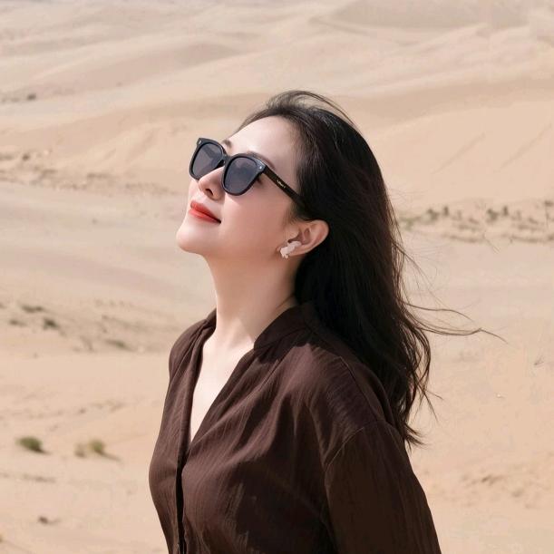 衣时代·冷嫣(勿连赞哦，谢谢⋯)