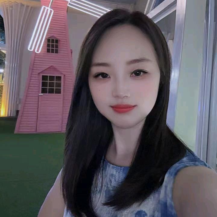 灵溪（打不过小小）