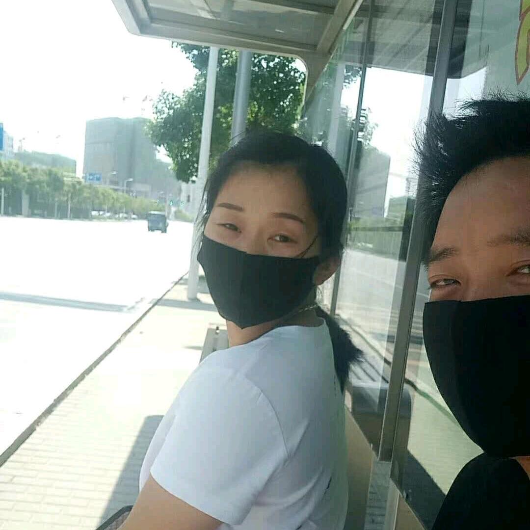 80后铝模小夫妻