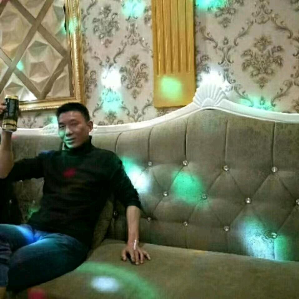 单身潮哥
