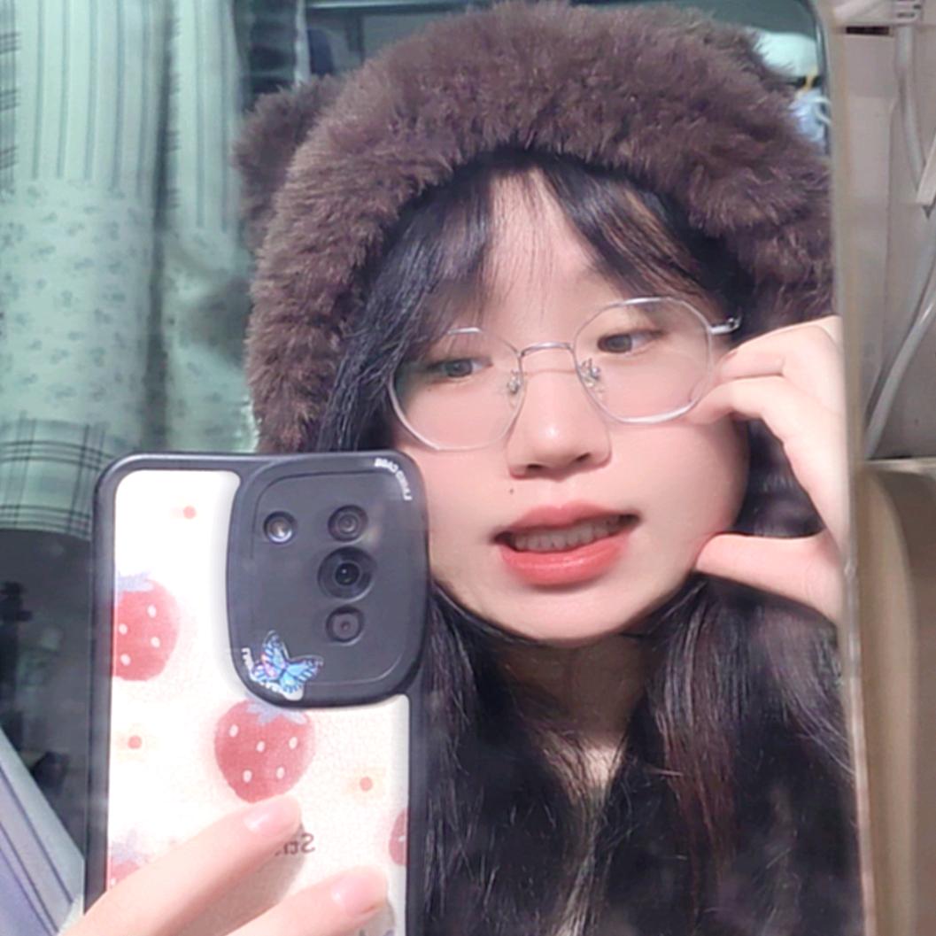 别碰小栀丸子头～