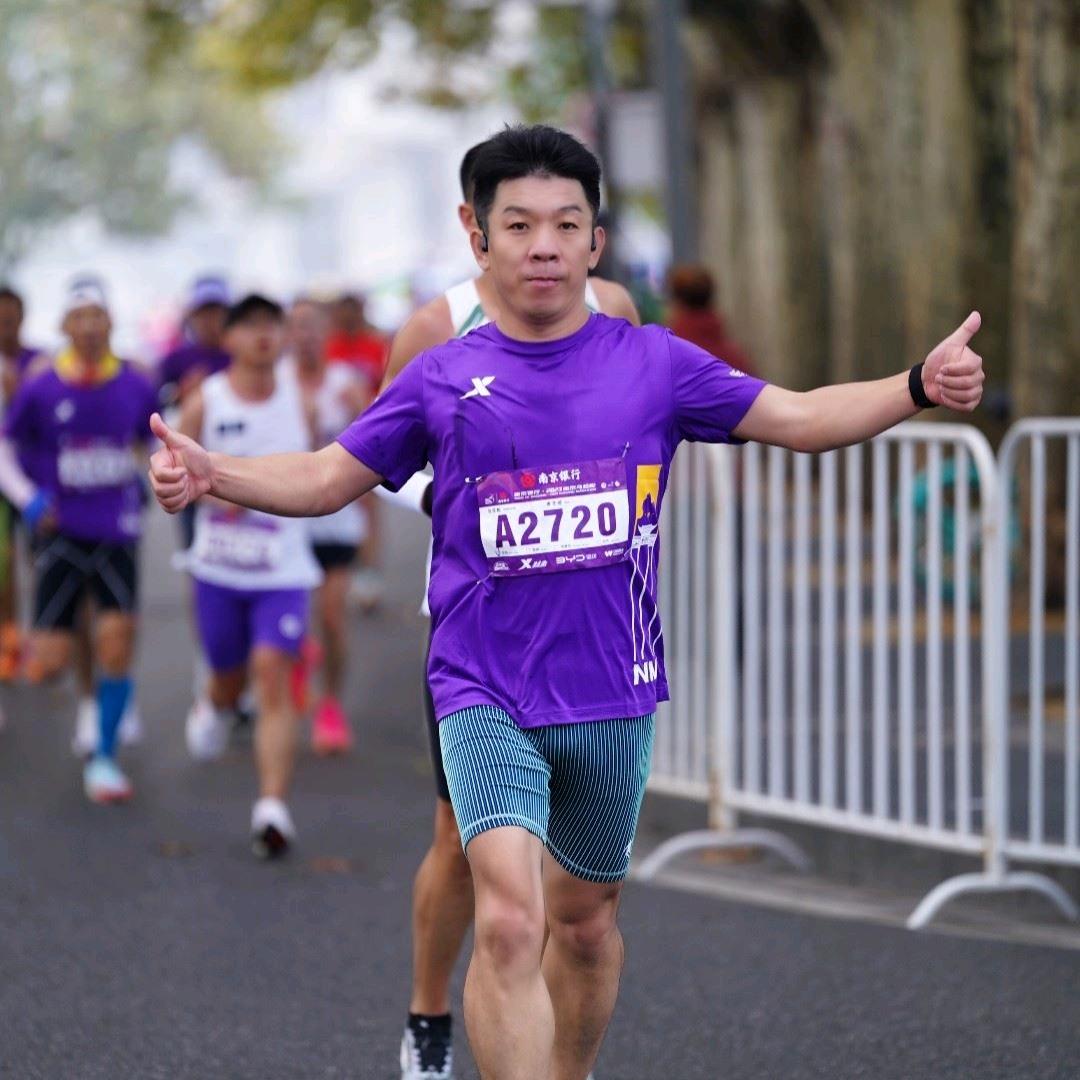 大坤坤🏃₄₂.₁₉₅