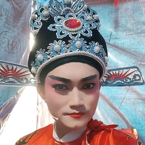 开锁小伙唱庐剧（开锁 换锁）