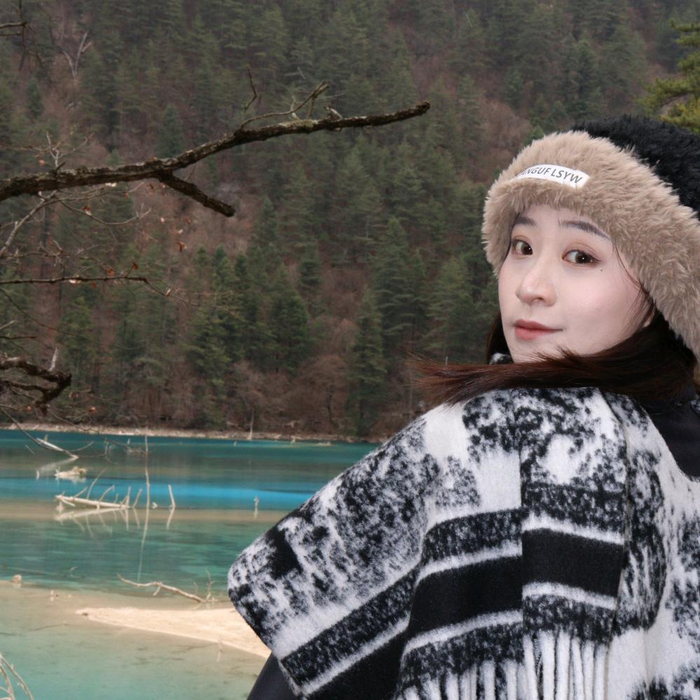 李八岁