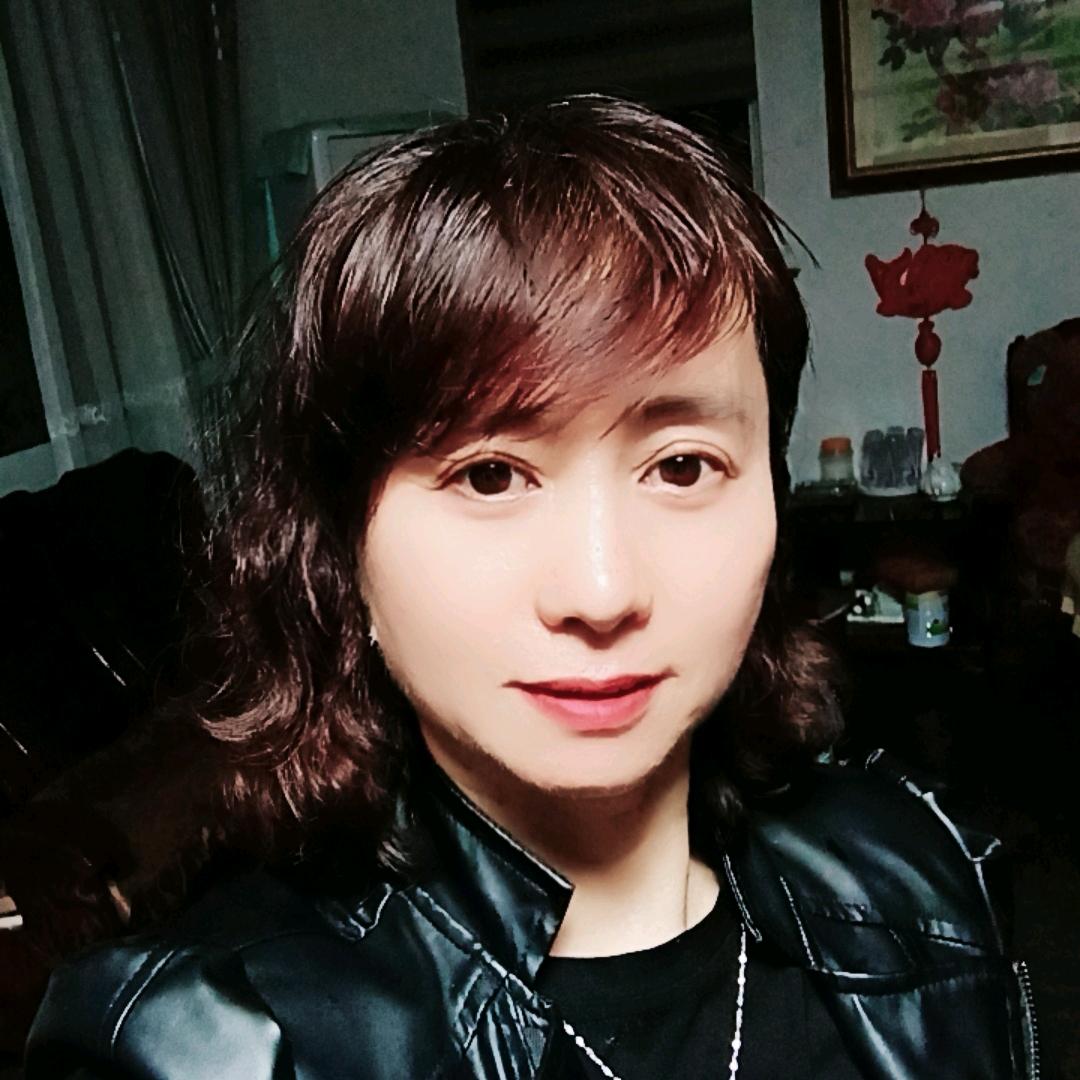 幸运女神(༼ つ ◕‿◕ ༽つ