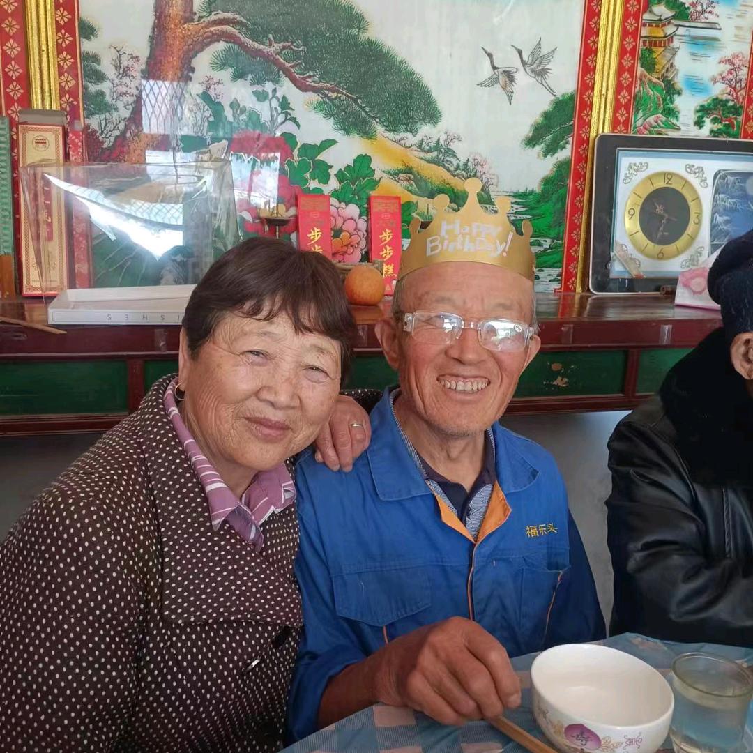 六一粉丝地铁逃生