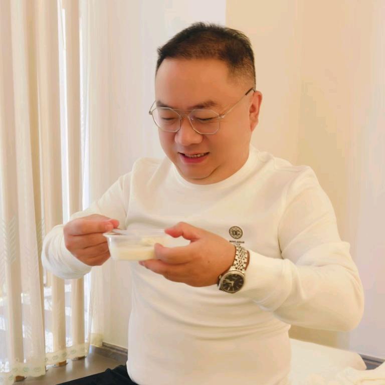 儒雅小明哥