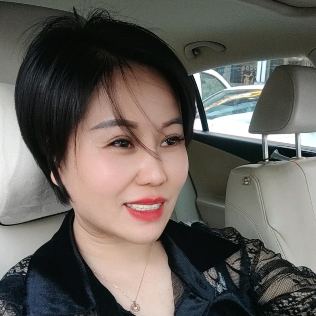 45岁阿姨乐悠悠