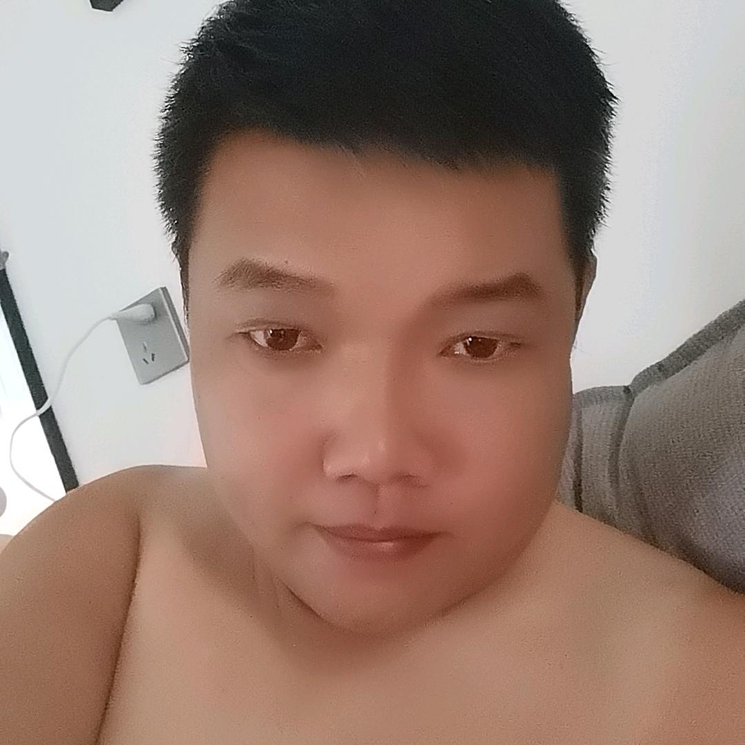 吃着火锅唱着歌😂