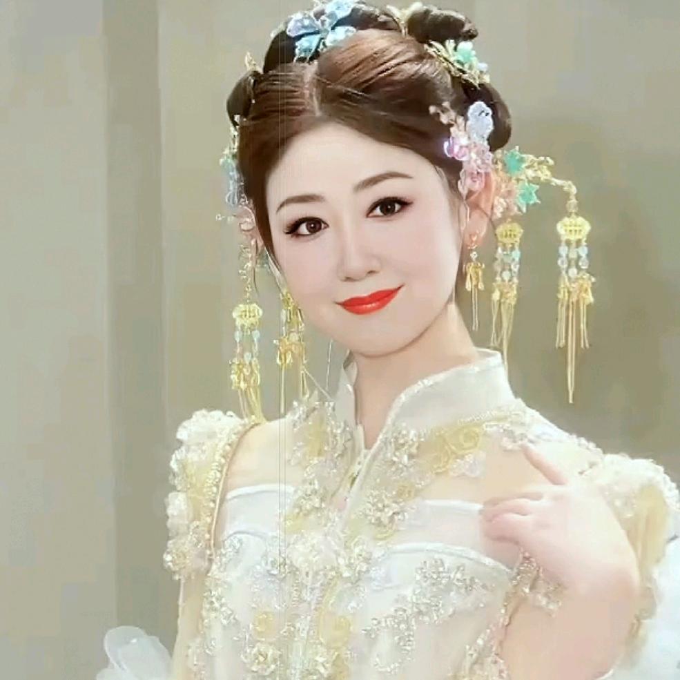 李光英