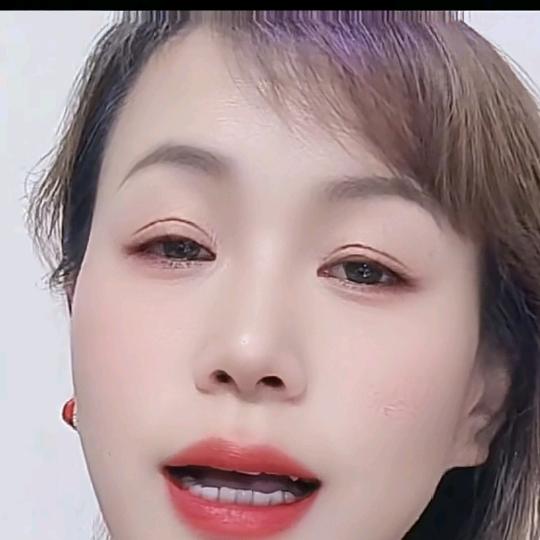 骏 洁
