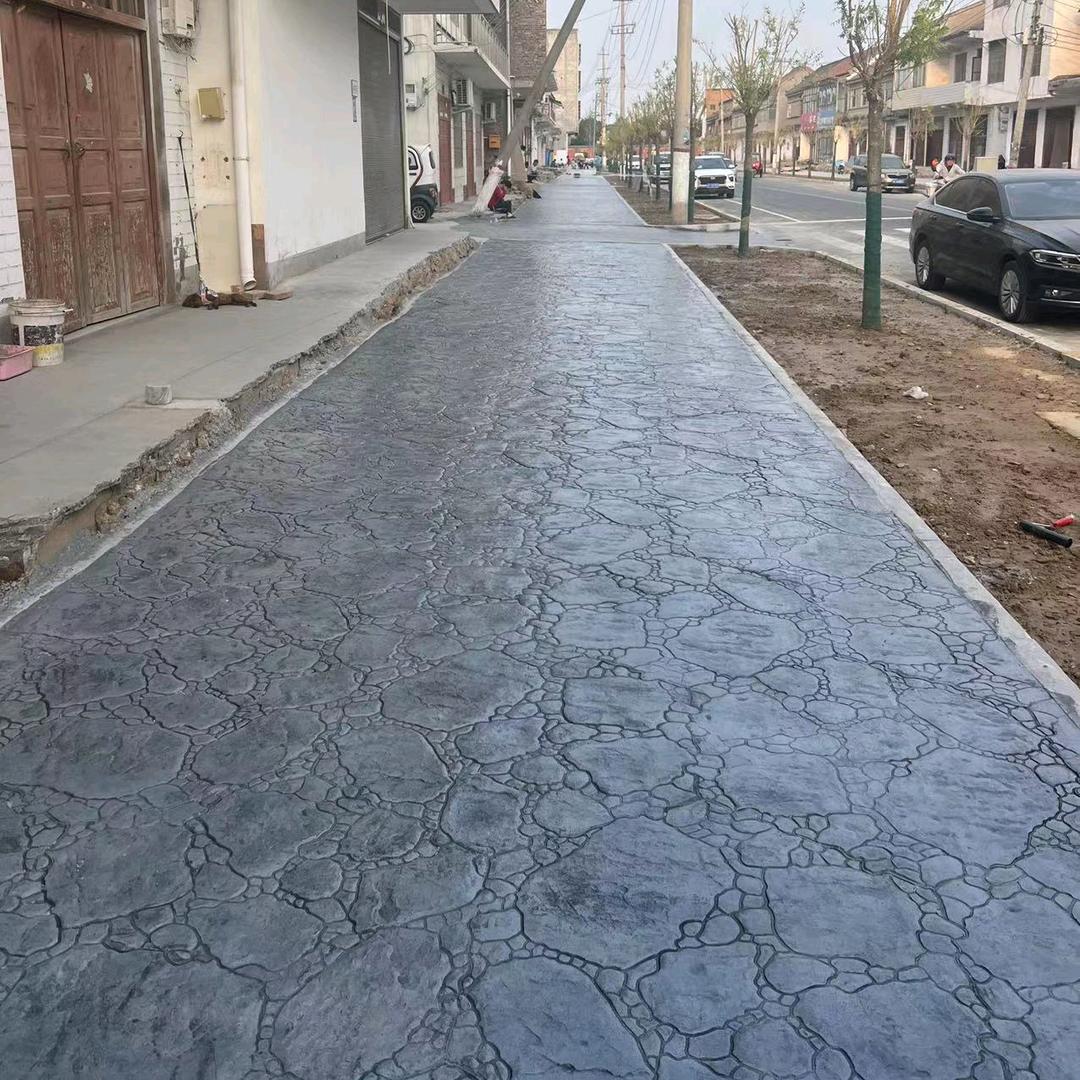 压花地坪_李工