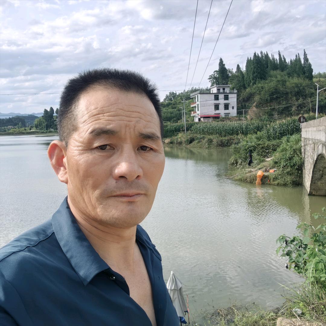 东新农民伍卫东