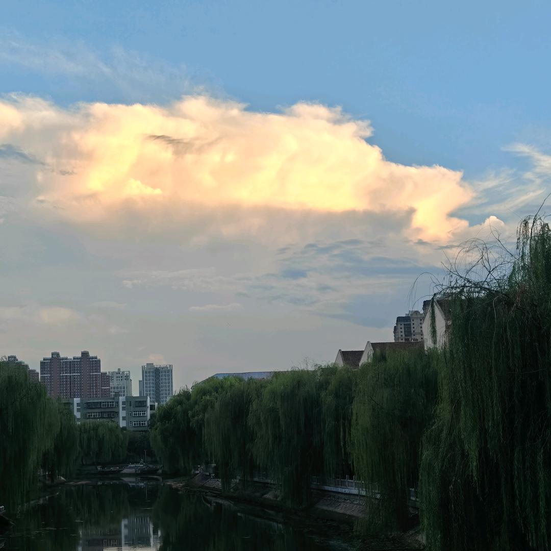 溪溪爱旅游