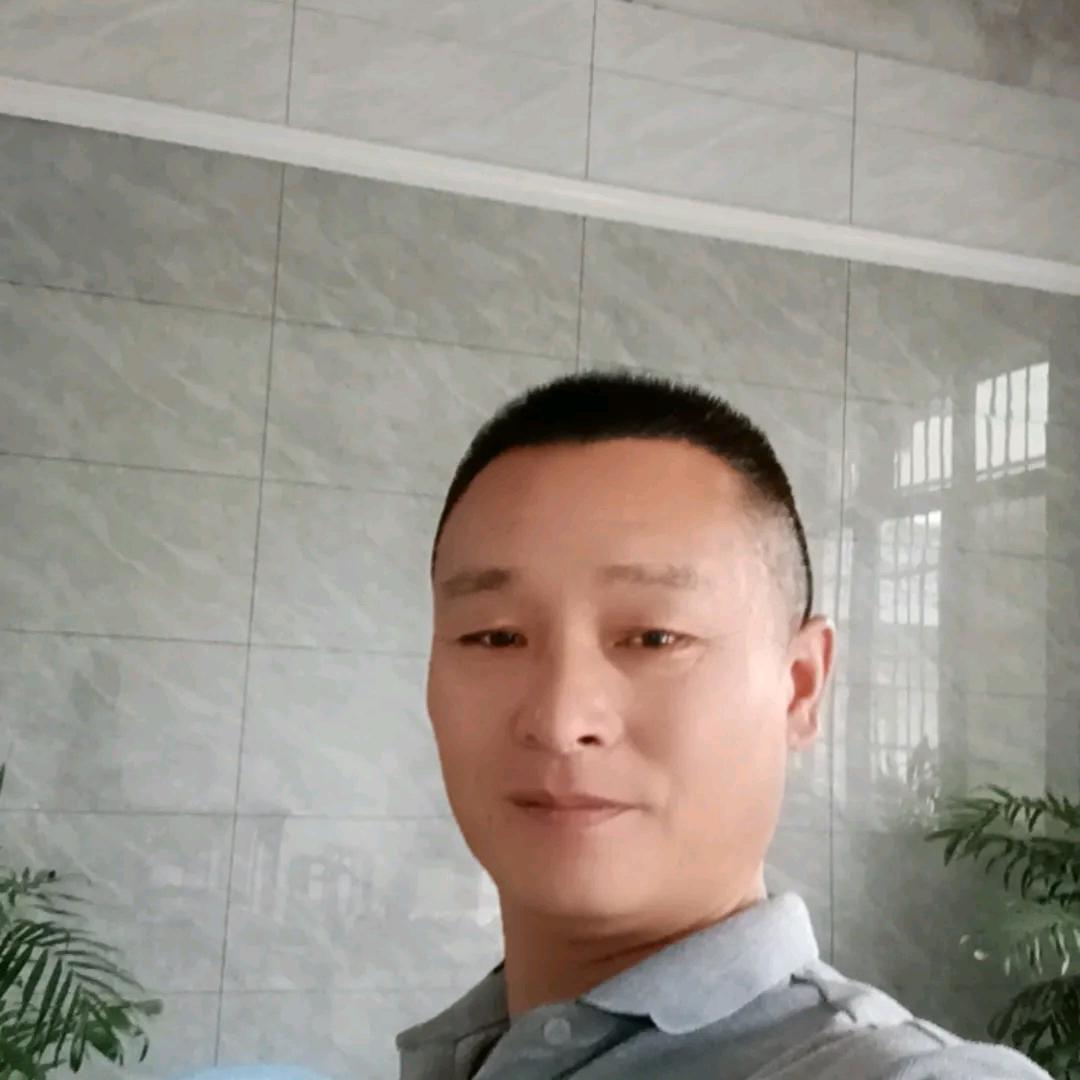 筑梦 前行