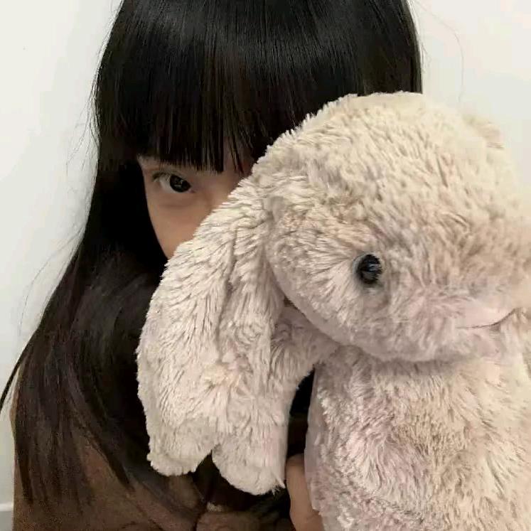 梁若涵头像