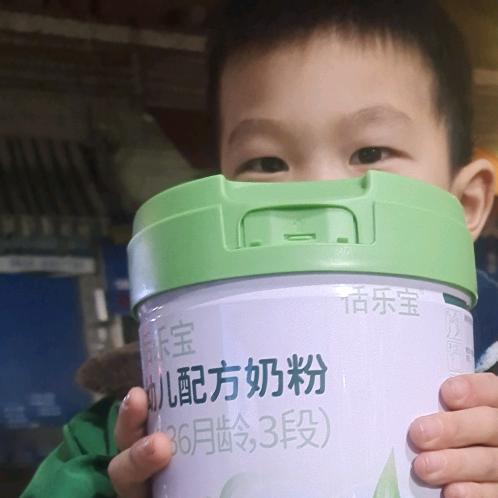 国奶志愿者冉冉