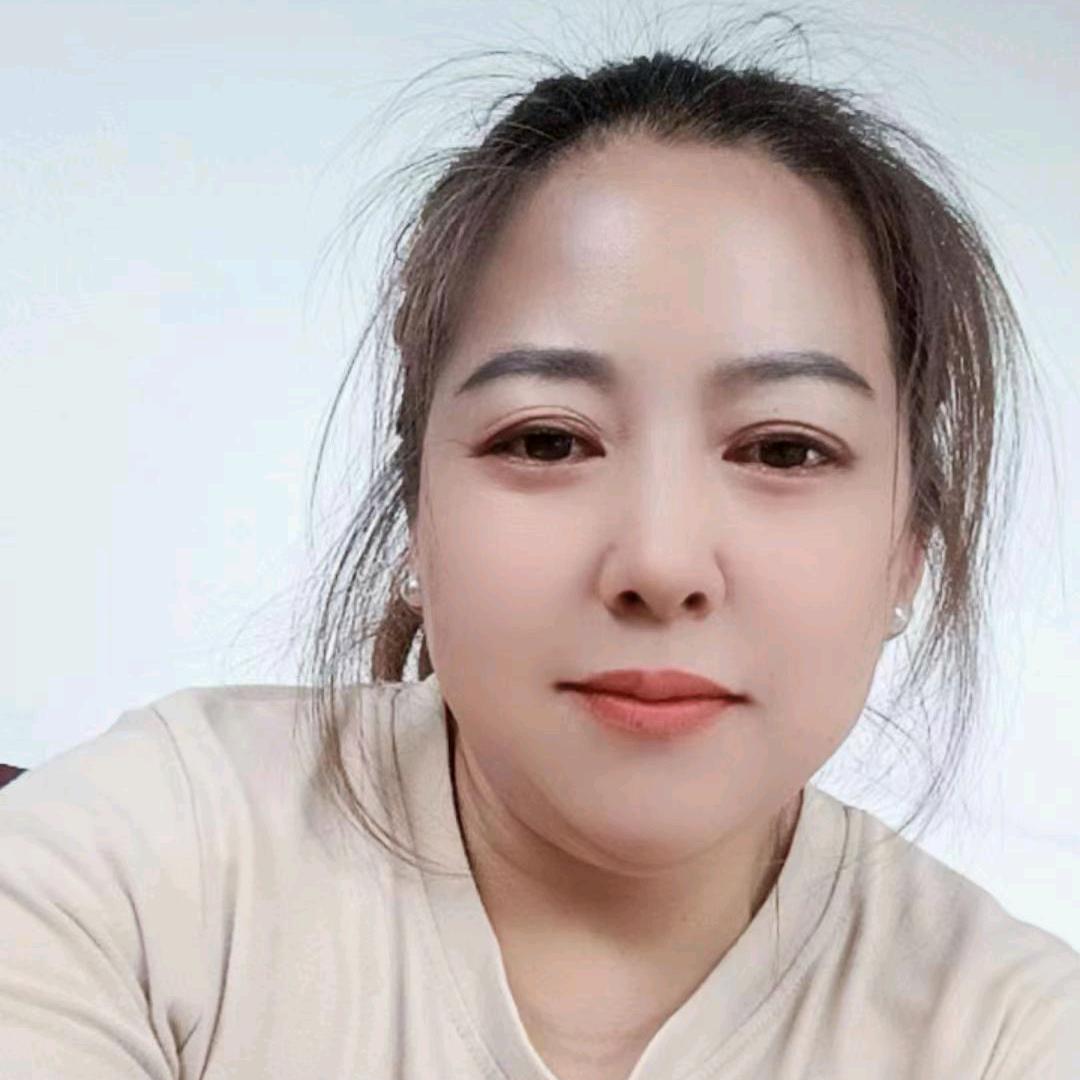 梅子姐创意摄影（尊师宝爷）