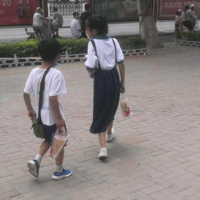 是妮妮吖