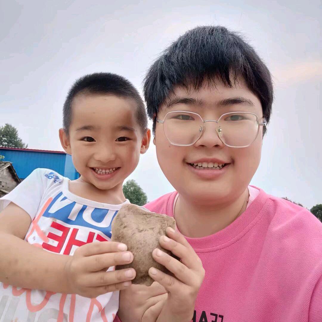 智障残疾人宝妈(辣王)
