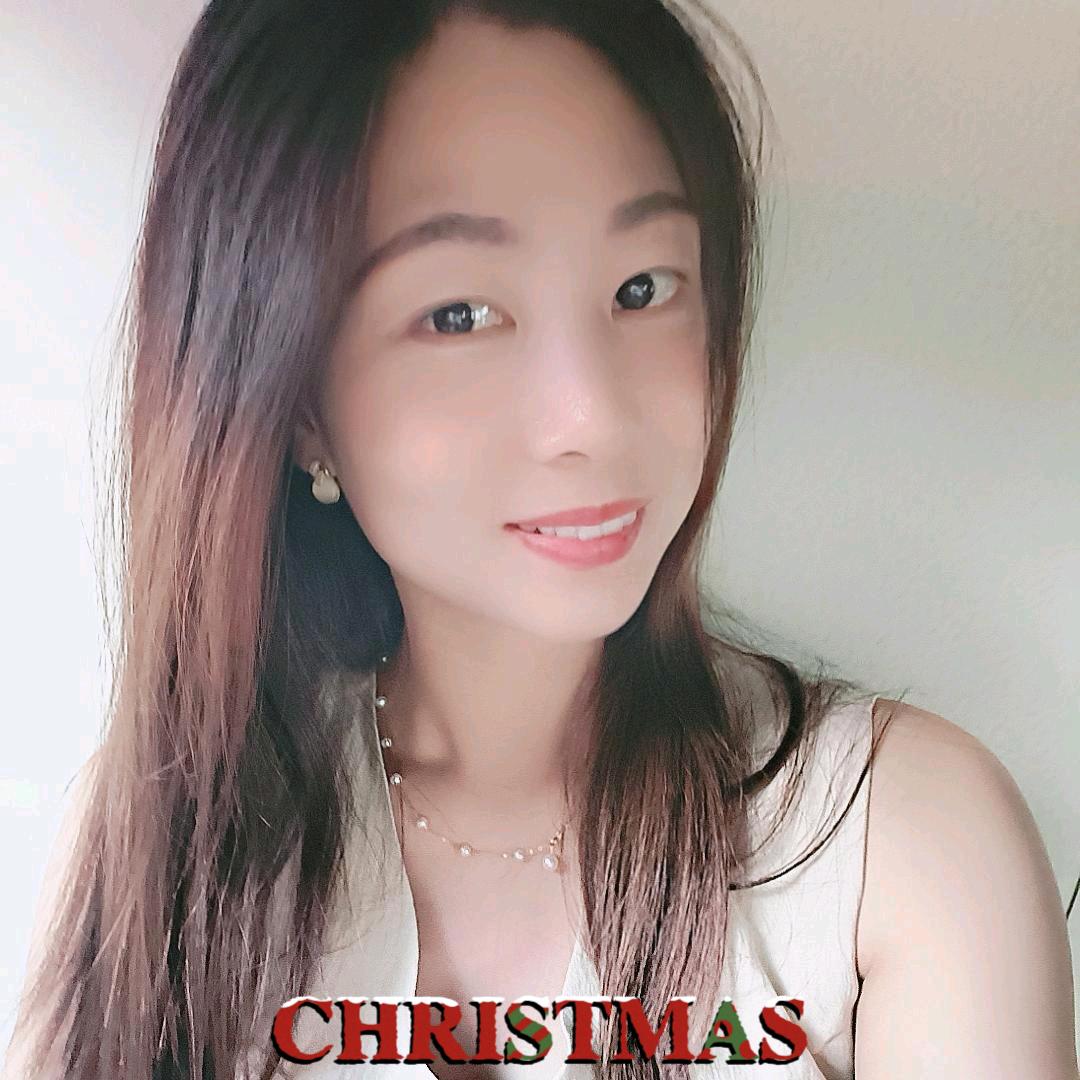 龙湾石坦小依阁女装店