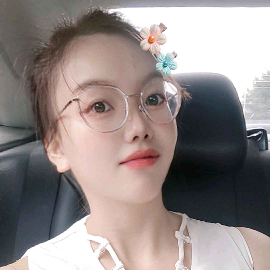 小卢吖