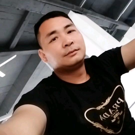 社富顺达水电五金承接水电工程.蜂窝板吊顶