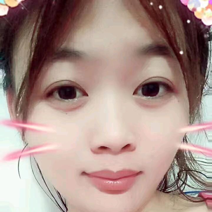 杨小小