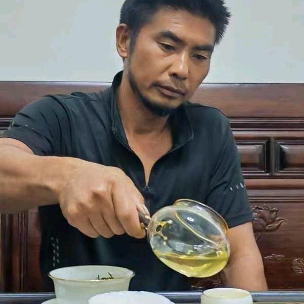 整碗三哥