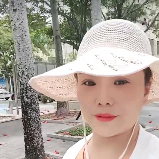 👫单身缘梦姐每天晚上七点半直播间等你?