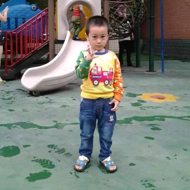 小杨荣昌黄凉粉